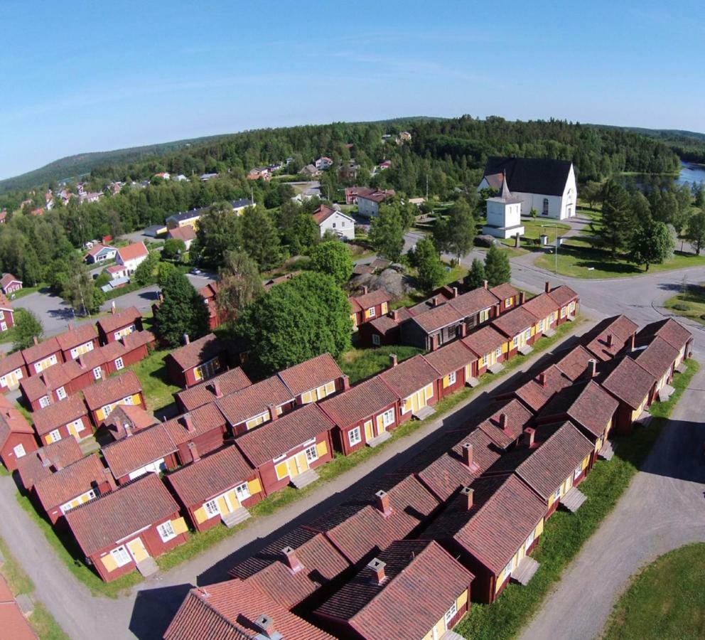 Lovanger Kyrkstad Bagian luar foto